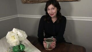 Bettie Bondage – The Loop Hole